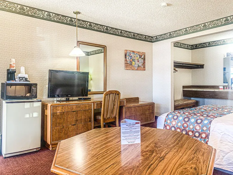 Econo Lodge Inn & Suites Winnemucca hotel detail image 6