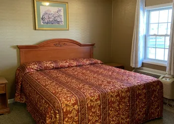Dutch Motel Palmyra hotel thumbnail 6