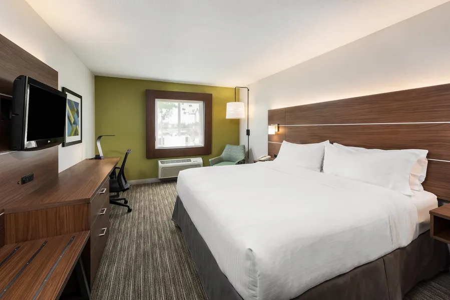 Holiday Inn Express Warrenton by IHG hotel detail image 2