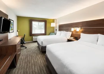 Holiday Inn Express Warrenton by IHG hotel thumbnail 6
