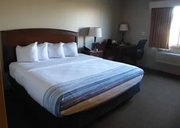 AmericInn by Wyndham Mitchell hotel thumbnail 7
