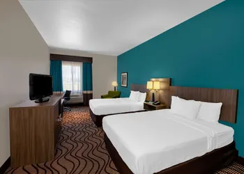 La Quinta Inn & Suites by Wyndham Midland North hotel thumbnail 4