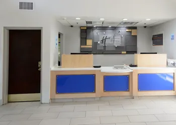 Holiday Inn Express Hillsborough by IHG hotel thumbnail 2