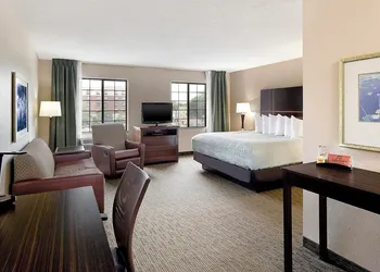 Aspen Suites hotel thumbnail 6