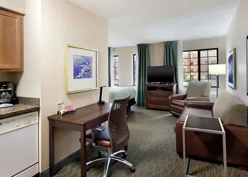 Aspen Suites hotel thumbnail 7