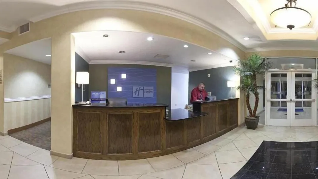 Holiday Inn Express Delano by IHG hotel detail image 2