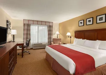 Country Inn & Suites by Radisson, Ames, IA hotel thumbnail 7