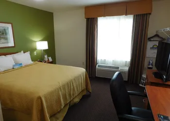 Birch Hill Suite Rochester – Med City hotel thumbnail 8