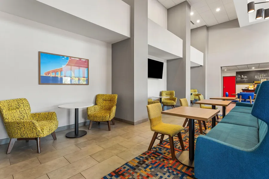 Hampton Inn & Suites Port Richey hotel detail image 2