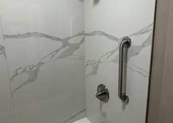 Express Inn & Suites hotel thumbnail 8