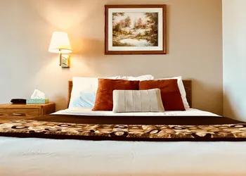 Burlington Stay Inn hotel thumbnail 2