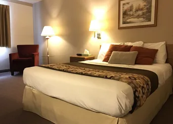 Burlington Stay Inn hotel thumbnail 4