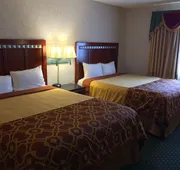 Triplodge of Santa Clarita hotel detail image 3
