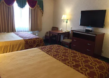 Triplodge of Santa Clarita hotel thumbnail 4