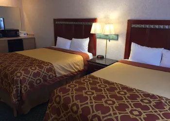 Triplodge of Santa Clarita hotel thumbnail 6