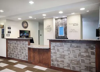 Green Mill Village Hotel & Suites, BW Signature Collection hotel thumbnail 3