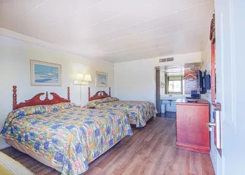 centralia motel hotel thumbnail 7