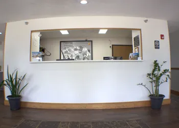 Super 8 by Wyndham Gardner hotel thumbnail 2