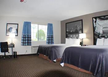 Super 8 by Wyndham Gardner hotel thumbnail 6