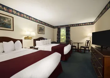 Days Inn by Wyndham Grayling hotel thumbnail 3