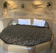 Designer Inn & Suites hotel detail image 4