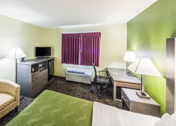 Quality Inn Decatur near US-224 hotel thumbnail 5