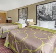 Super 8 by Wyndham Hebron Lowell Area hotel detail image 4