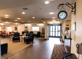 Comfort Inn & Suites Paw Paw hotel thumbnail 2
