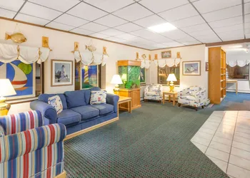 Days Inn by Wyndham Alpena hotel thumbnail 3