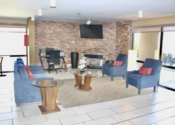 Quality Inn Indianola hotel thumbnail 2