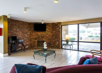 Quality Inn Indianola hotel thumbnail 8