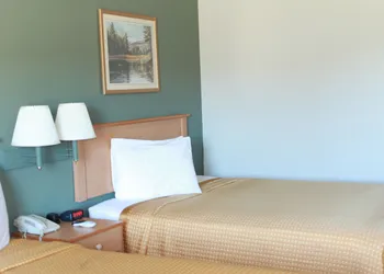 Booneslick Lodge Jane hotel thumbnail 7
