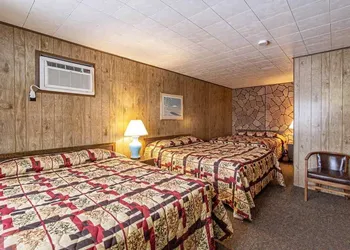 Motel Ely hotel thumbnail 3