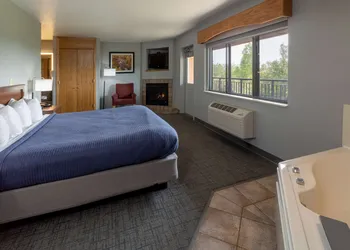 Black Beach Inn by GrandStay hotel thumbnail 7