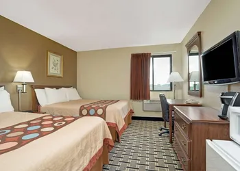 Super 8 by Wyndham Melrose hotel thumbnail 8