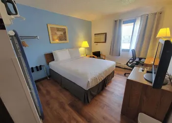 SureStay by Best Western Glendive Yellowstone River hotel thumbnail 4
