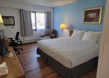 SureStay by Best Western Glendive Yellowstone River hotel thumbnail 5