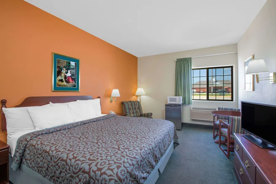 Days Inn by Wyndham Butler hotel detail image 6