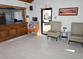 Super 8 by Wyndham Higginsville hotel thumbnail 5