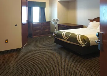 Roosevelt Hotel hotel thumbnail 3