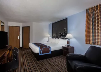 Super 8 by Wyndham Washington hotel thumbnail 7