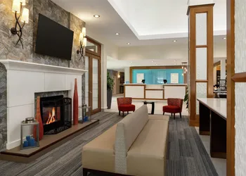 Hilton Garden Inn Stony Brook hotel thumbnail 5