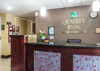 Quality Inn near Mountain Creek hotel thumbnail 2