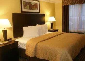 Quality Inn near Mountain Creek hotel thumbnail 8
