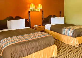 Rama Inn Bells hotel thumbnail 5