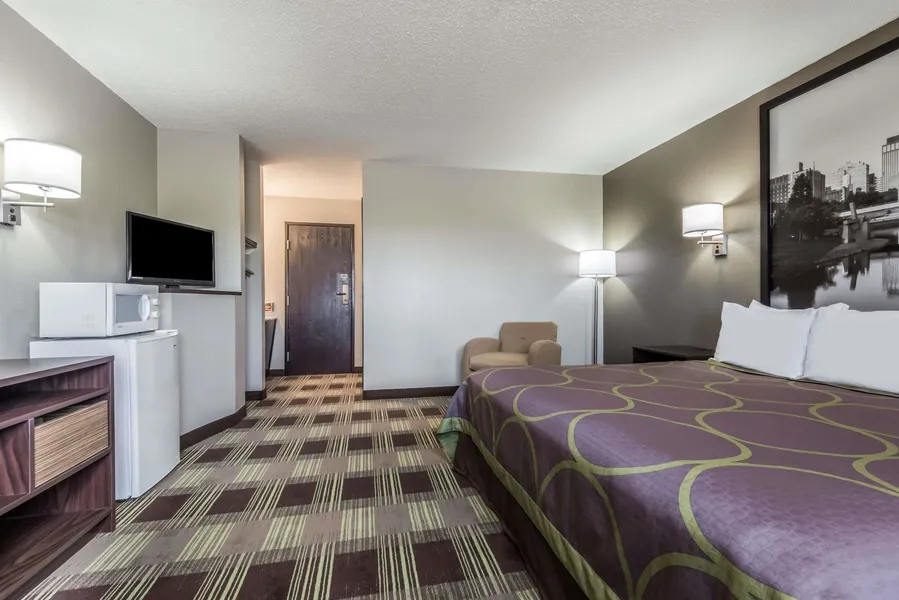 Super 8 by Wyndham Kimball hotel detail image 6
