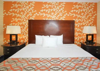 Corona Hotel hotel thumbnail 5