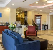 Comfort Inn & Suites LaGuardia Airport hotel detail image 4