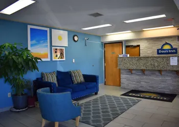 Days Inn by Wyndham Reidsville hotel thumbnail 2