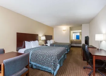 Days Inn by Wyndham Reidsville hotel thumbnail 8